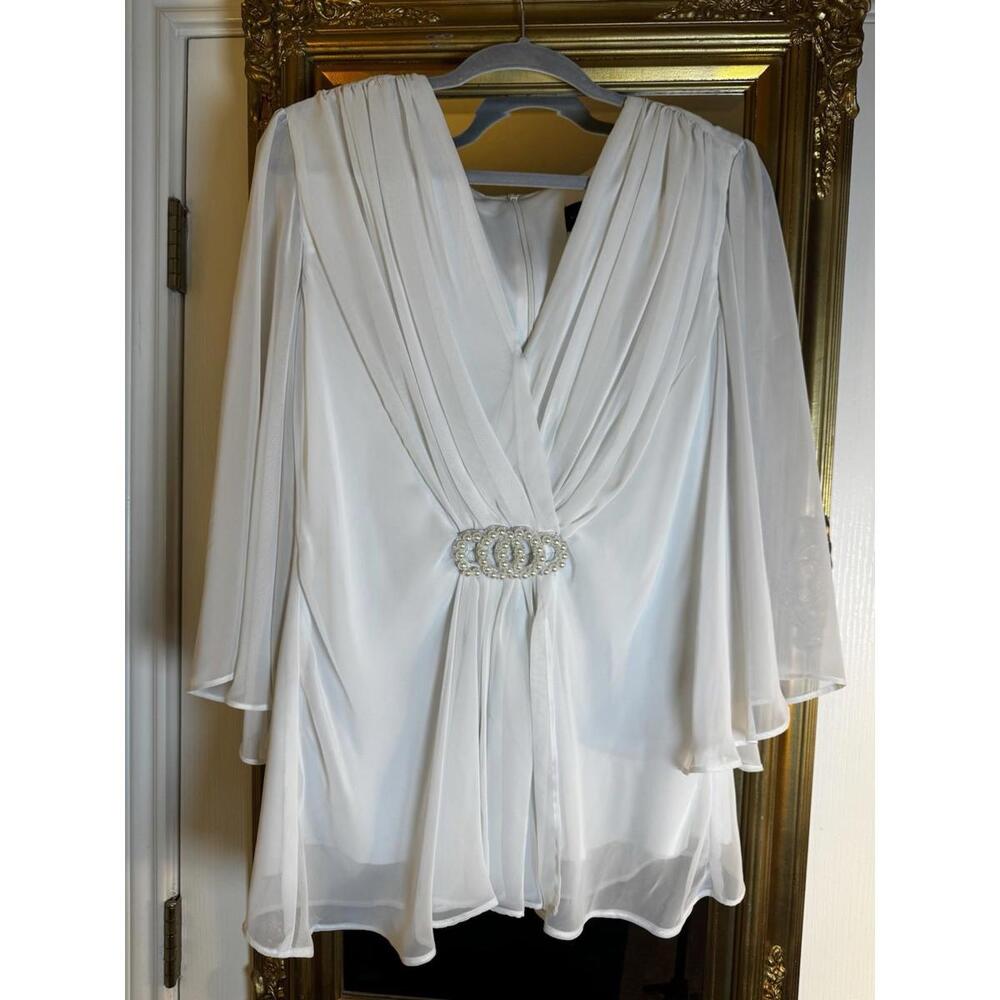 Connected Apparel Women’s 16 White Pearl Beaded Embellished Sheer Ruffle Sleeve